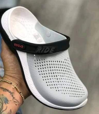 CROCS LITE 360 COBRA
